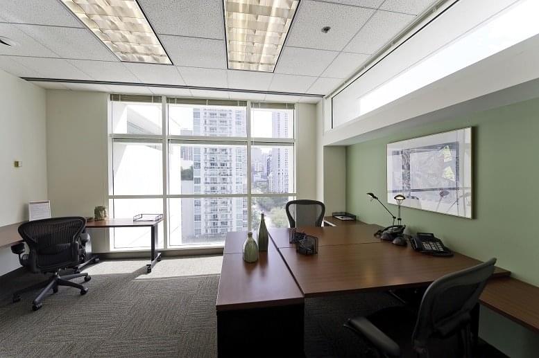 323 Sunny Isles Blvd Office Images