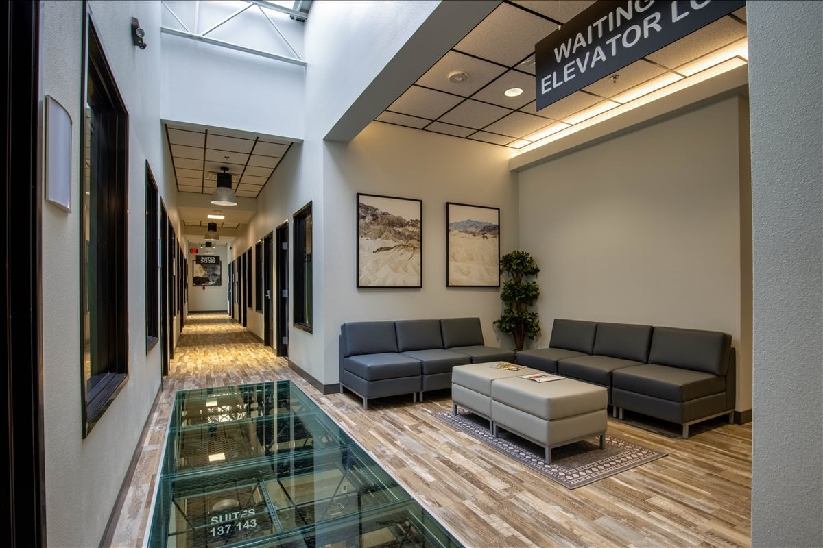 8479 Davis Blvd available for companies in Fort Worth