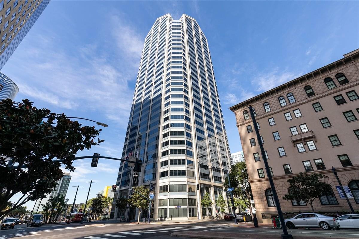 Photo of Office Space on One America Plaza, 600 W Broadway San Diego