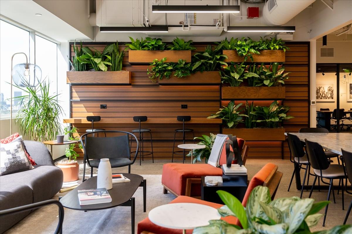 9255 Sunset Blvd Office Images