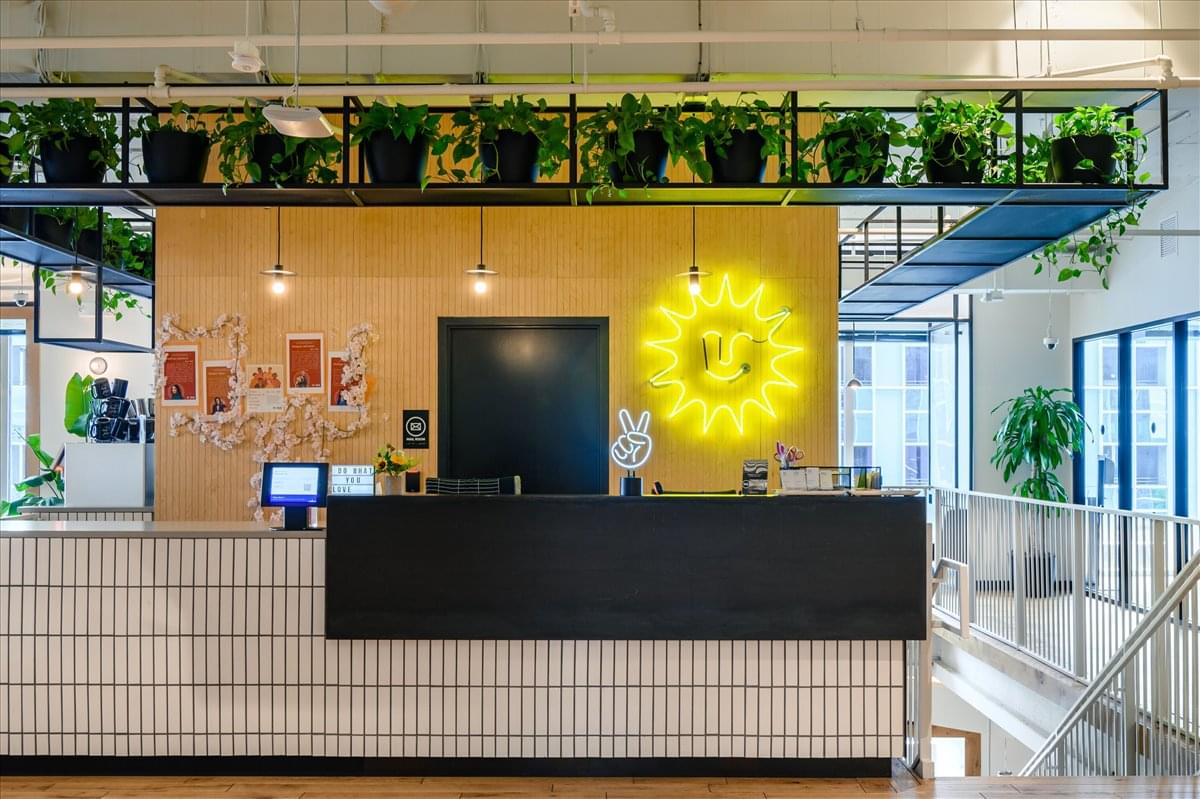 Terminus 100, 3280 Peachtree Road NE Office Images