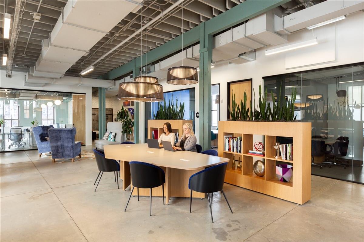 121 N Washington Ave, North Loop, Central Office Space - Minneapolis