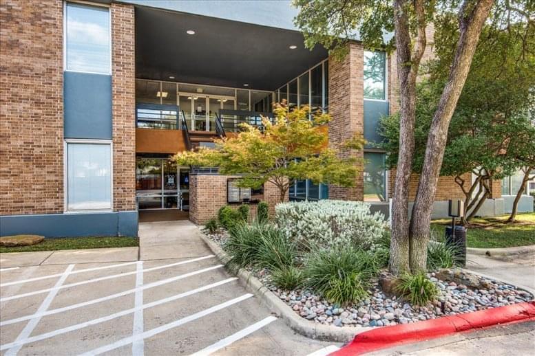 Cambridge Office Park available for companies in North Dallas