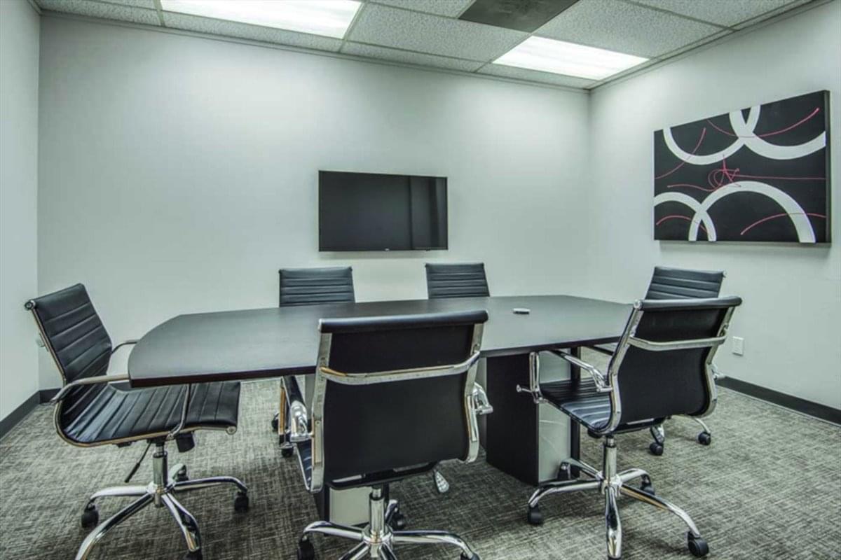 2665 Villa Creek Dr Office Images