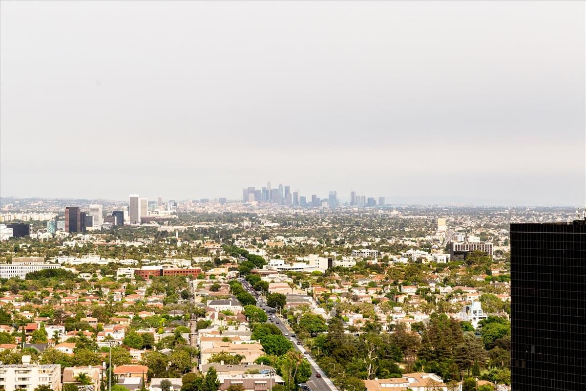 Watt Plaza, 1925 Century Park East, 17th Fl, Century City Office Space - Los Angeles