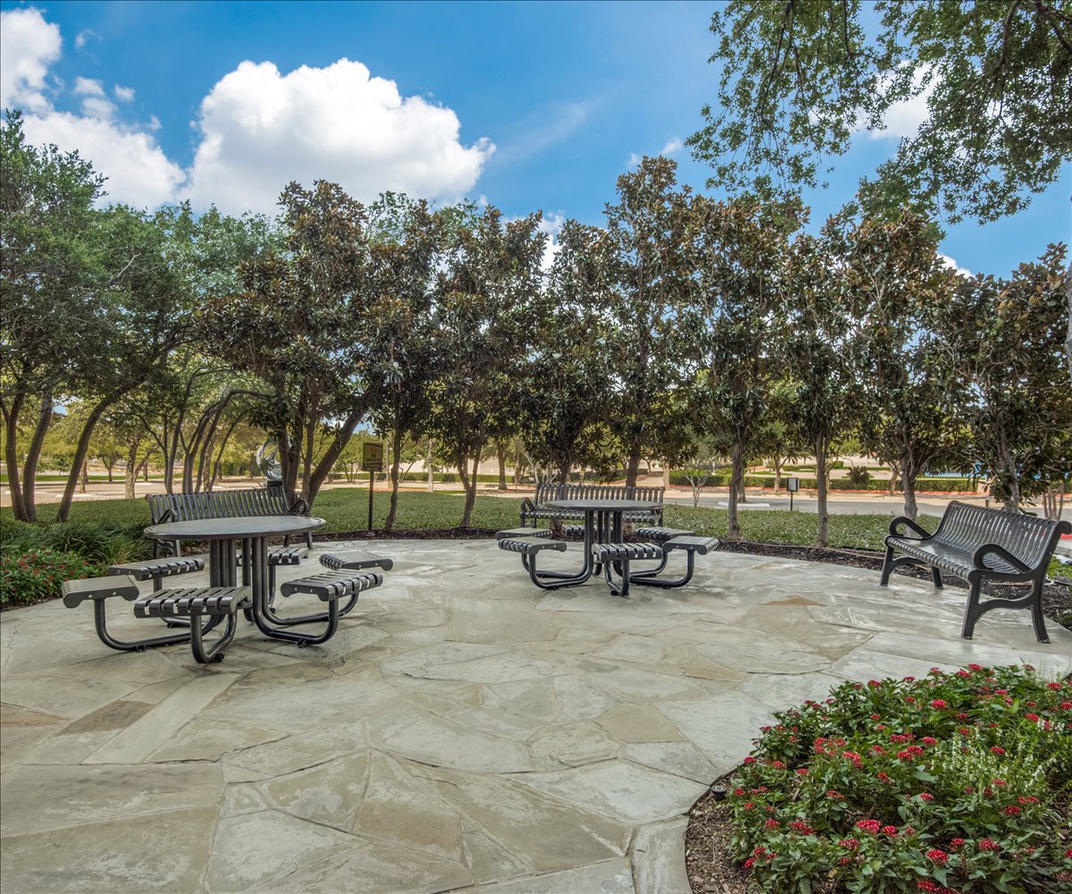 Plano Tower, 101 East Park Boulevard Office Space - Plano