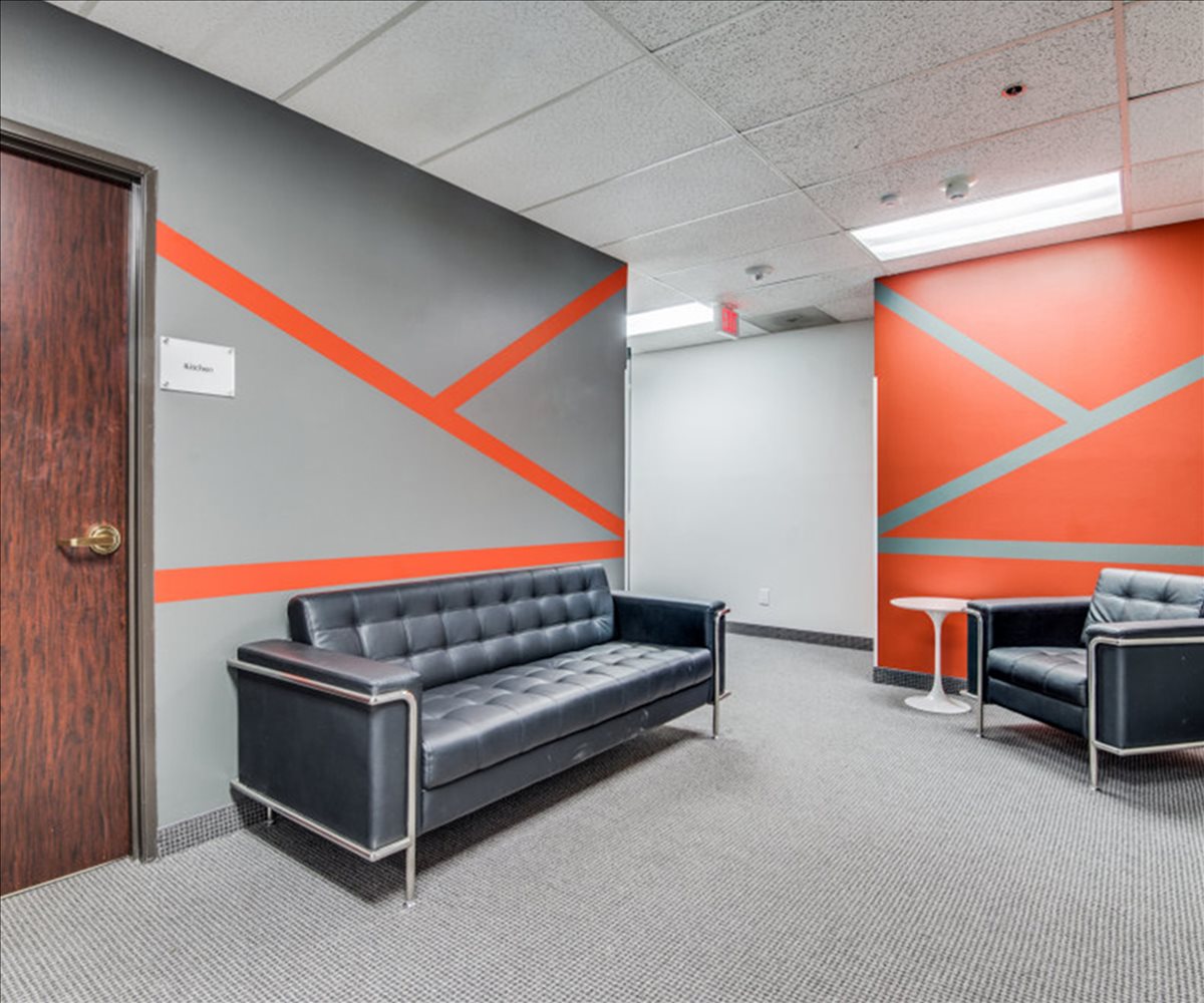 Inwood Bank Building, 1801 North Hampton Road, DeSoto Office Space - Dallas