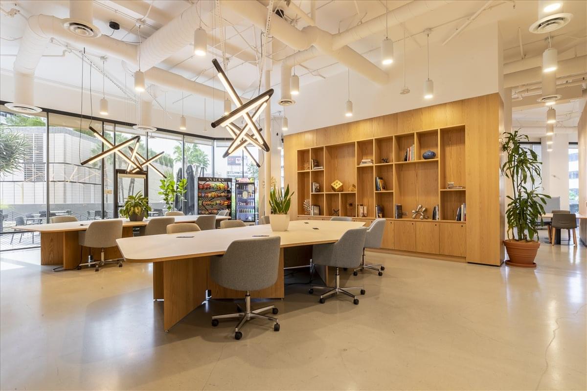 1800 VINE, 1800 North Vine St Office Space - Hollywood