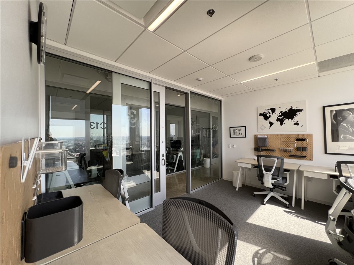 3435 Wilshire Boulevard, 14th Floor, Equitable Plaza Office Images