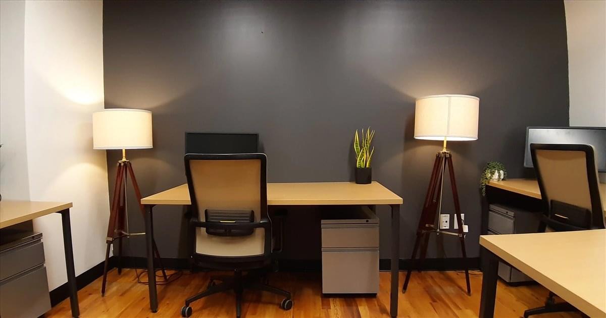 100 East Pine, Downtown Office Space - Orlando