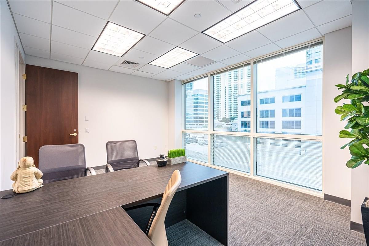 300 SE 2nd St, Downtown Fort Lauderdale Office Space - Fort Lauderdale