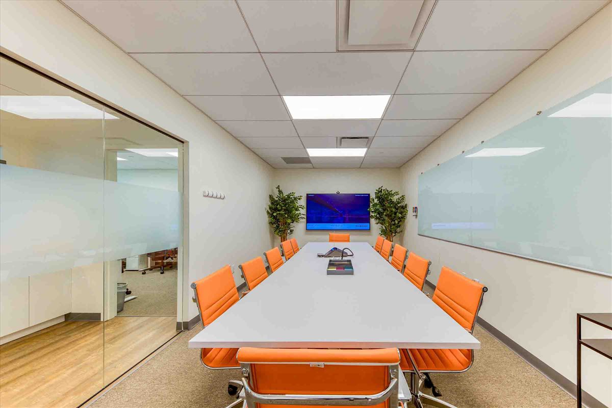 111 Town Square Pl available for companies in Jersey City