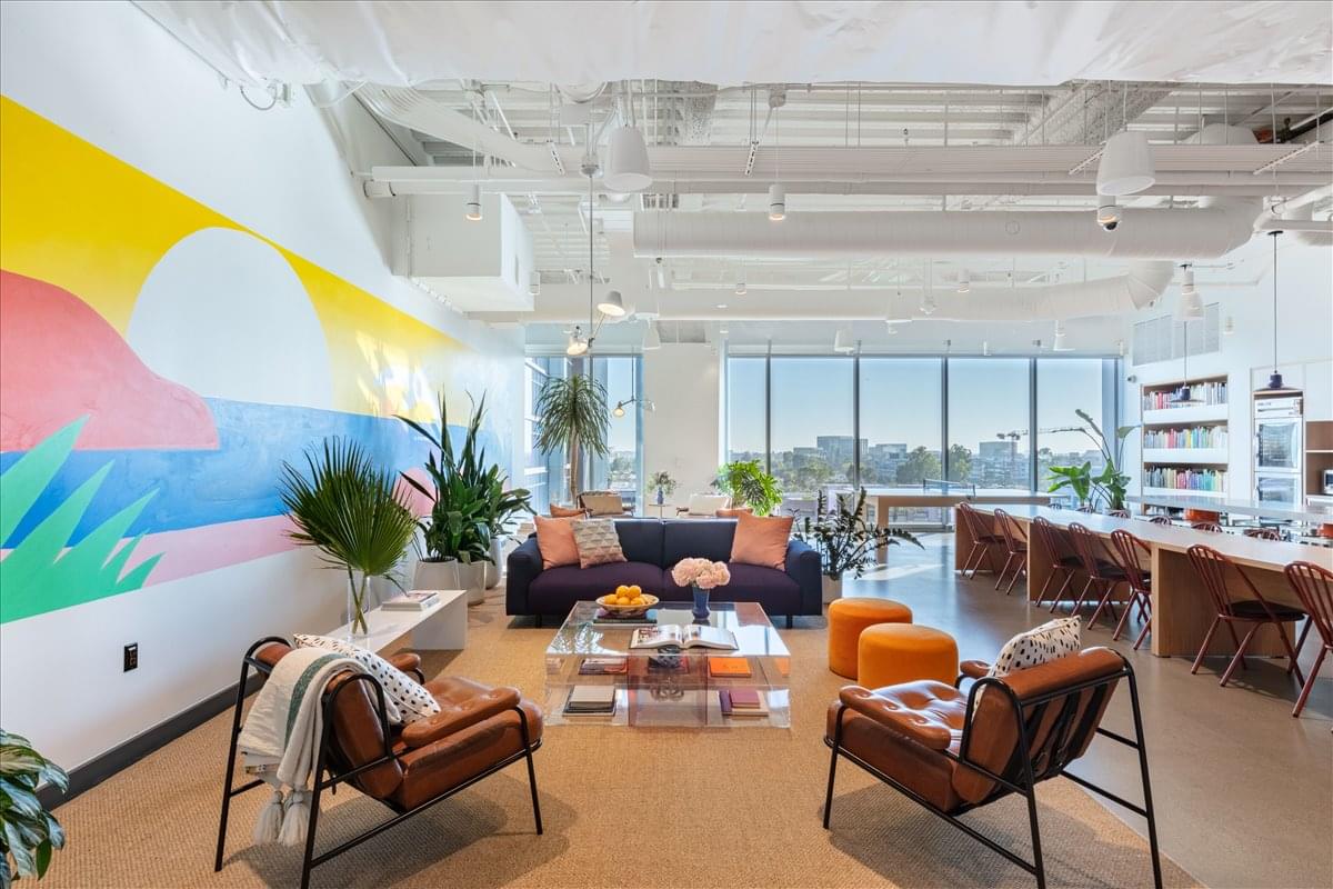 18575 Jamboree Road available for companies in Irvine