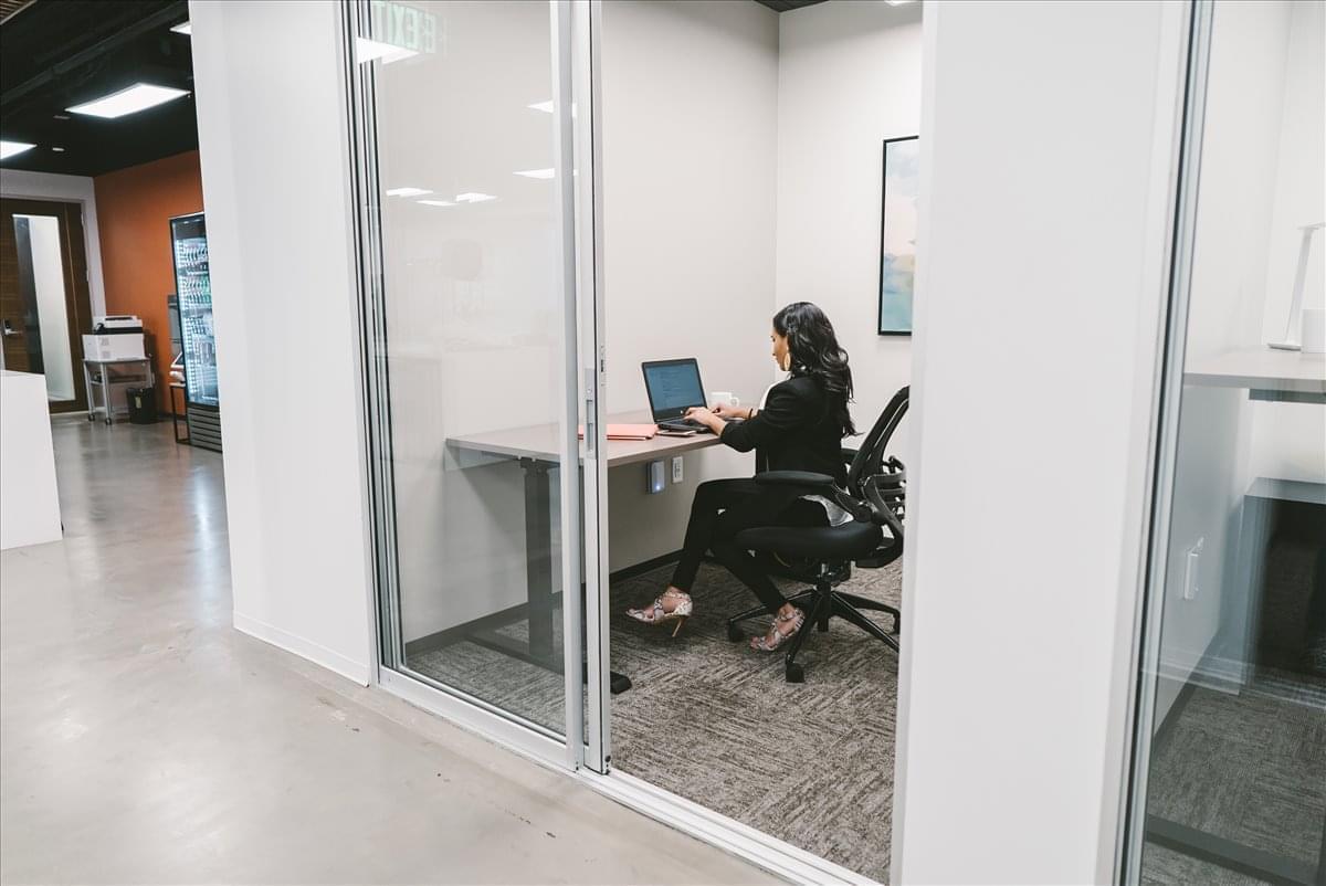 2001 Timberloch, Town Center Office Images