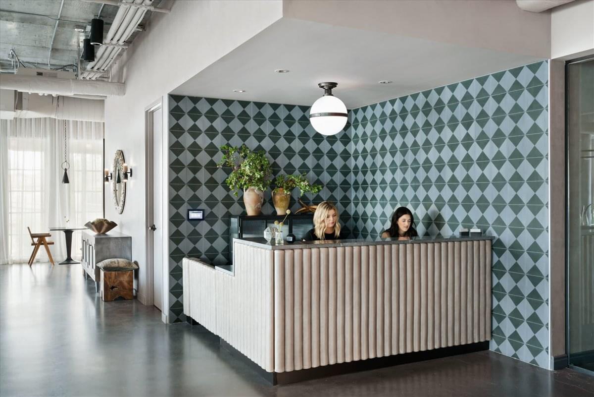 310 Comal Street Office Images