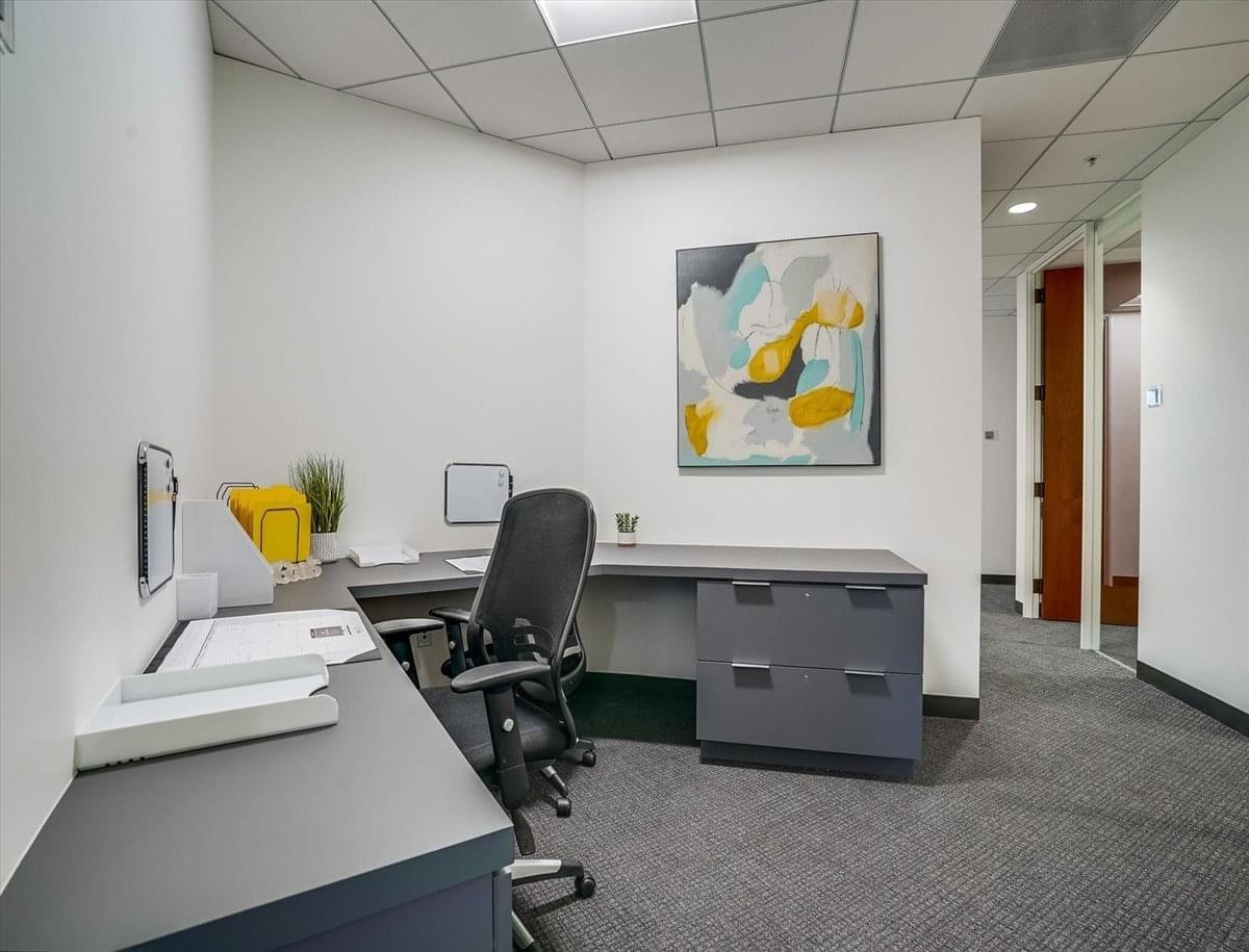 12121 Wilshire Blvd, Northeast Office Space - Brentwood