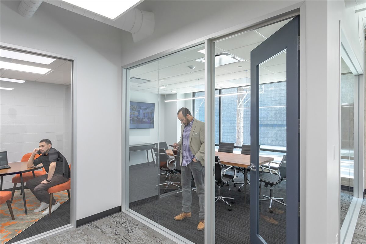 405 W Superior St, Near North Side Office Space - Chicago