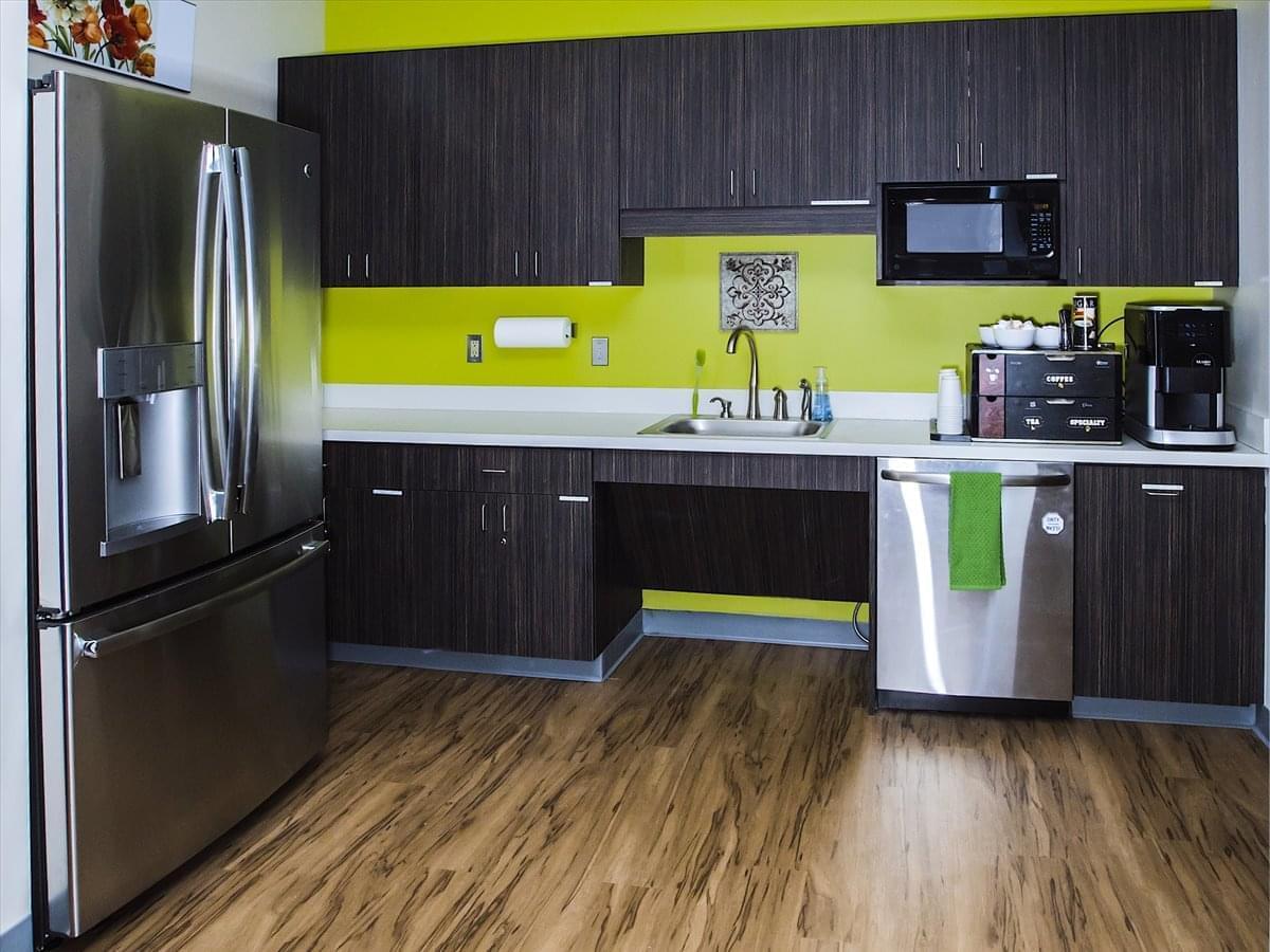 806 Green Valley Rd, Guilford Hills Office Images