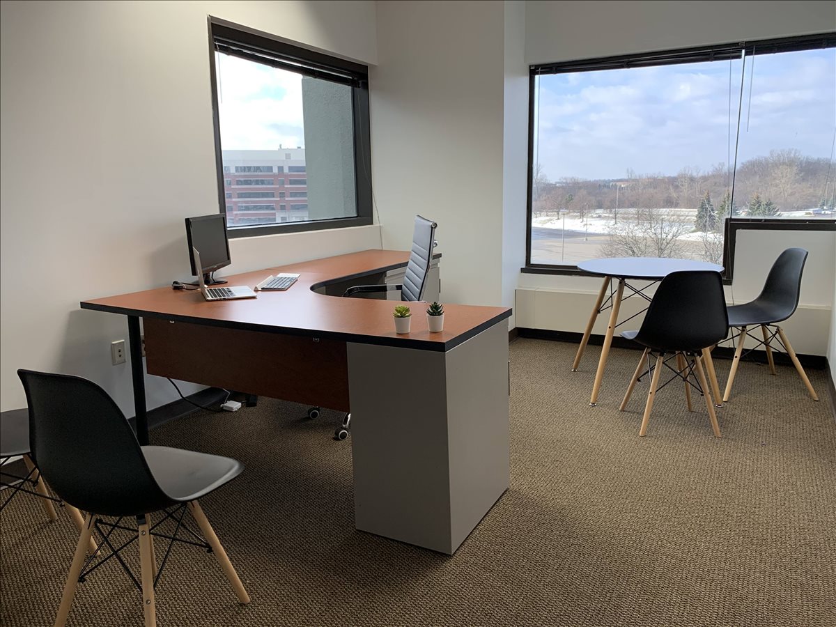 901 Tower Dr Office Space - Troy