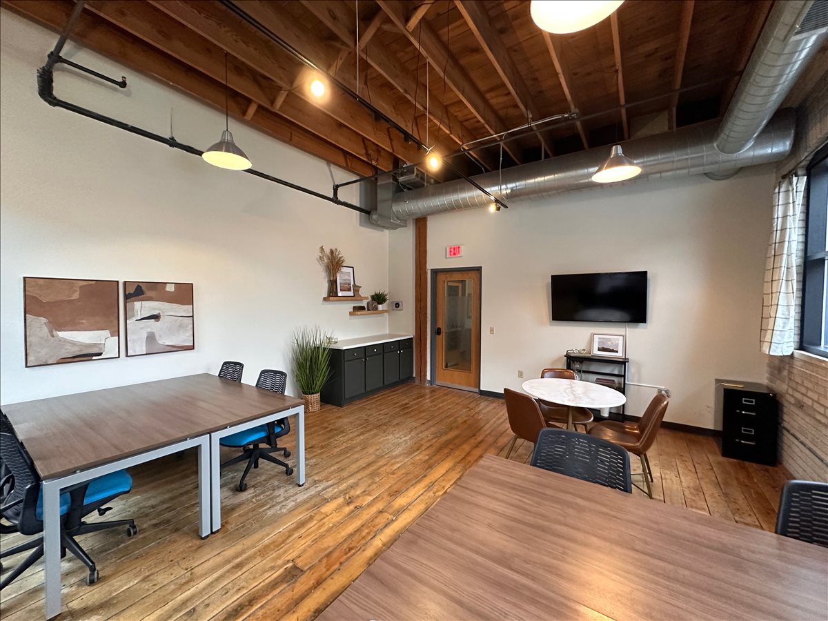 1400 Van Buren Street, Van Buren Building, Suite 200 Office Images