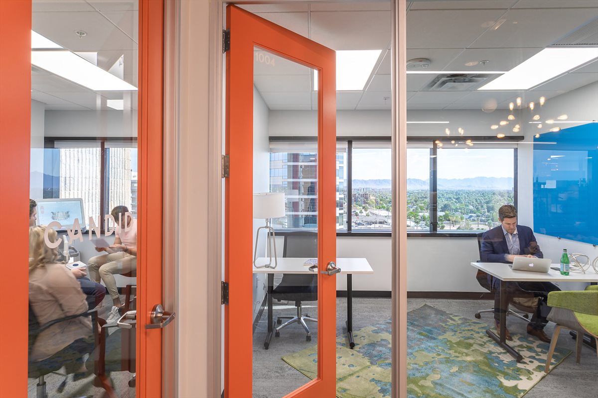 Midtown Phoenix Office Suites & Coworking | All Inclusive