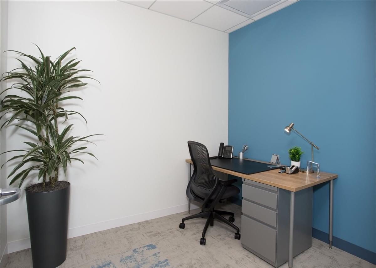 700 S Flower St, Downtown Office Images