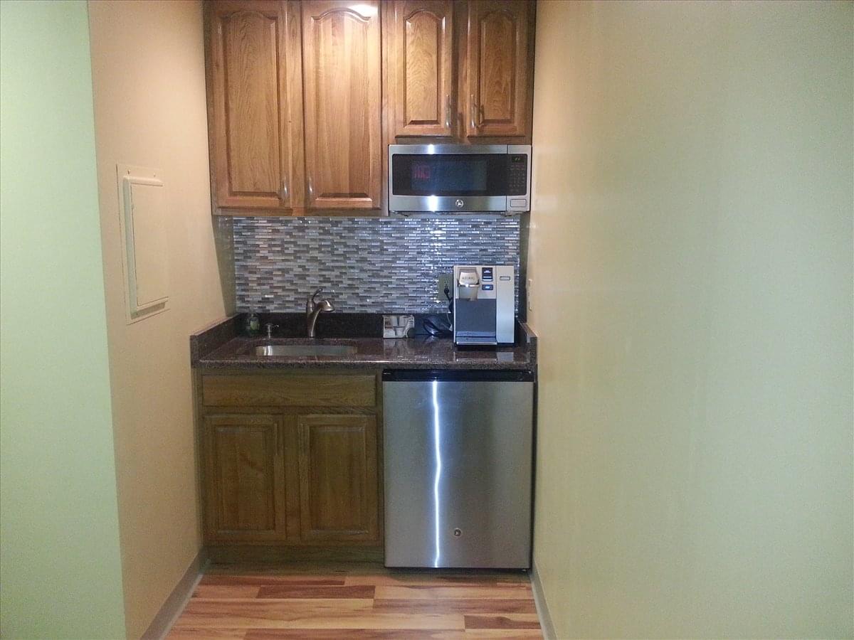 Big Oak Professional Center, 81 Big Oak Rd Office Space - Yardley