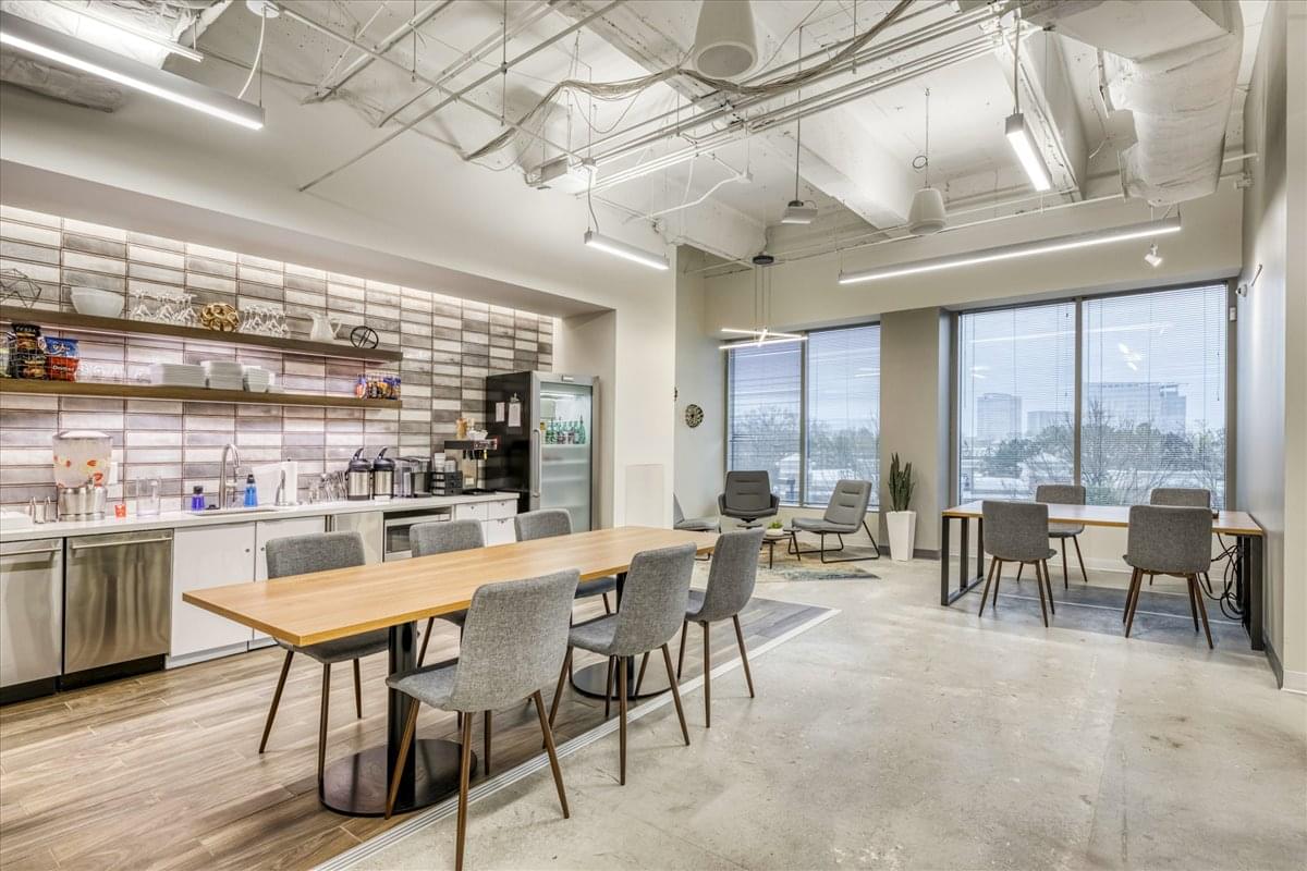 Photo of Office Space on 121 Perimeter Center W,Perimeter Center Dunwoody