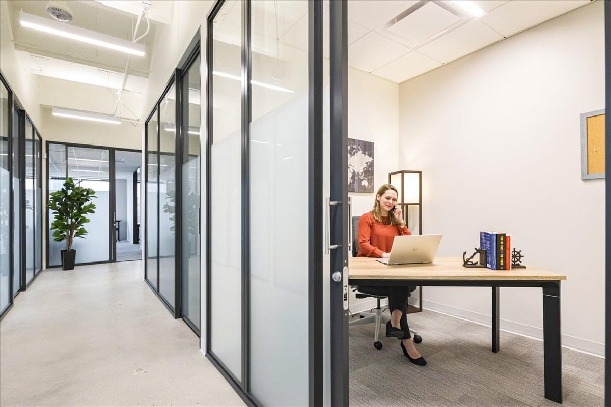 121 Perimeter Center W, Perimeter Center Office Space - Atlanta