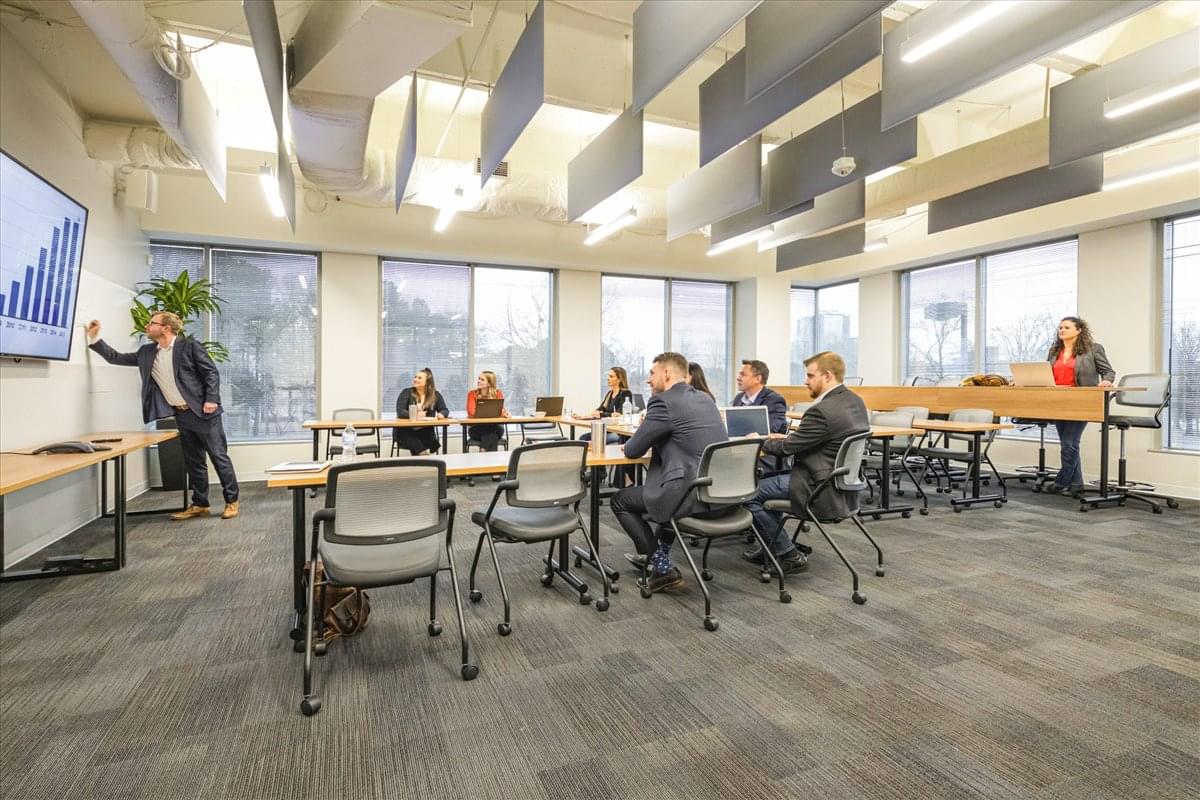 121 Perimeter Center W, Perimeter Center Office Space - Atlanta