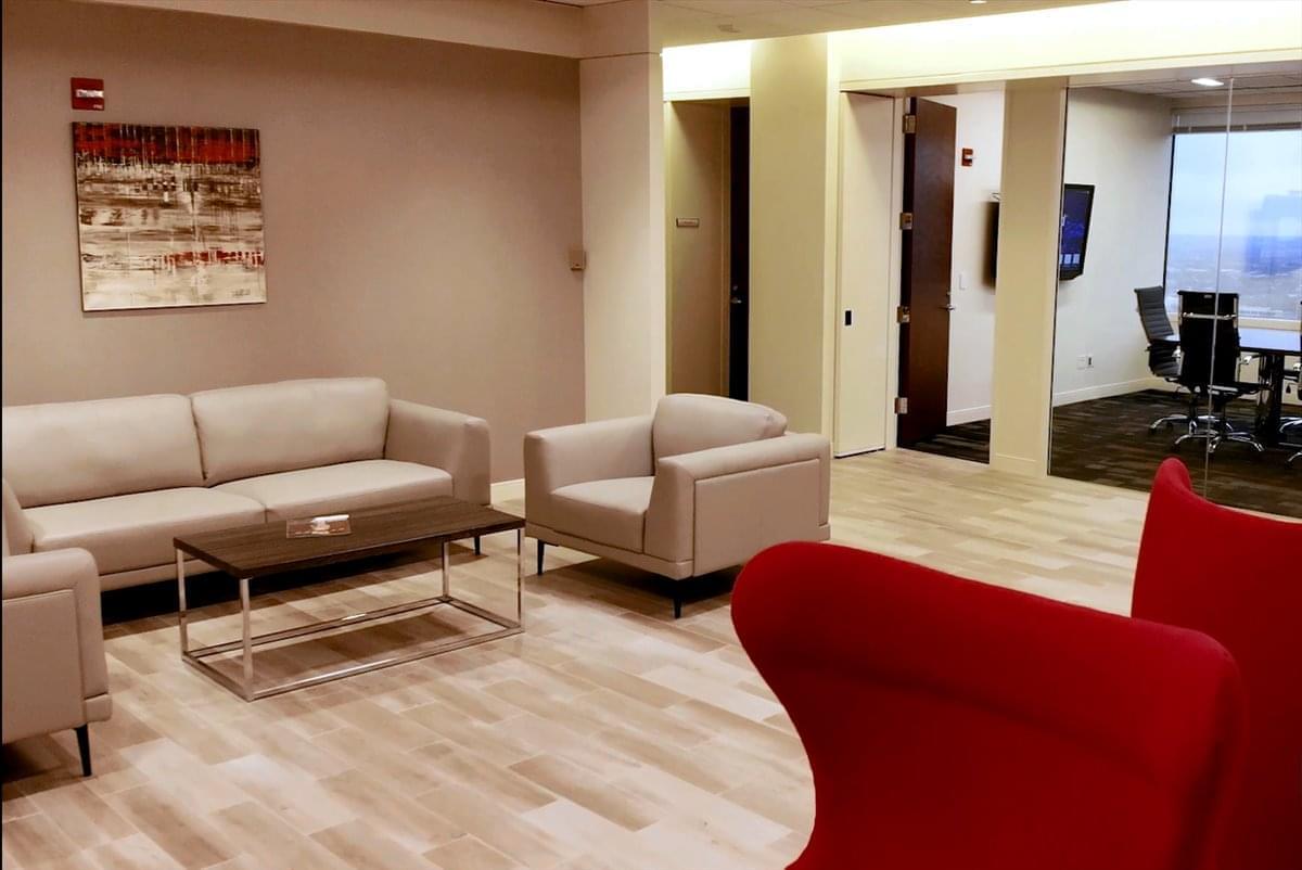 77 W Wacker Dr, The Loop Office Images