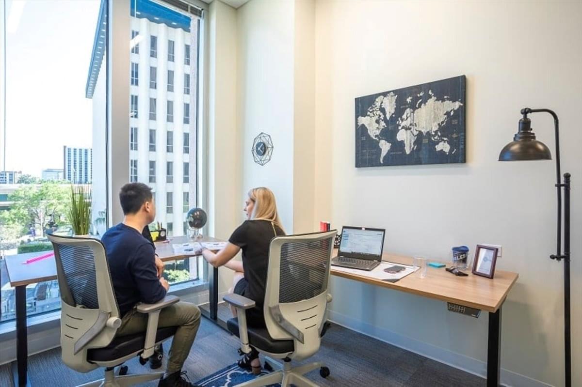 6584 Poplar Ave Office Space - Memphis