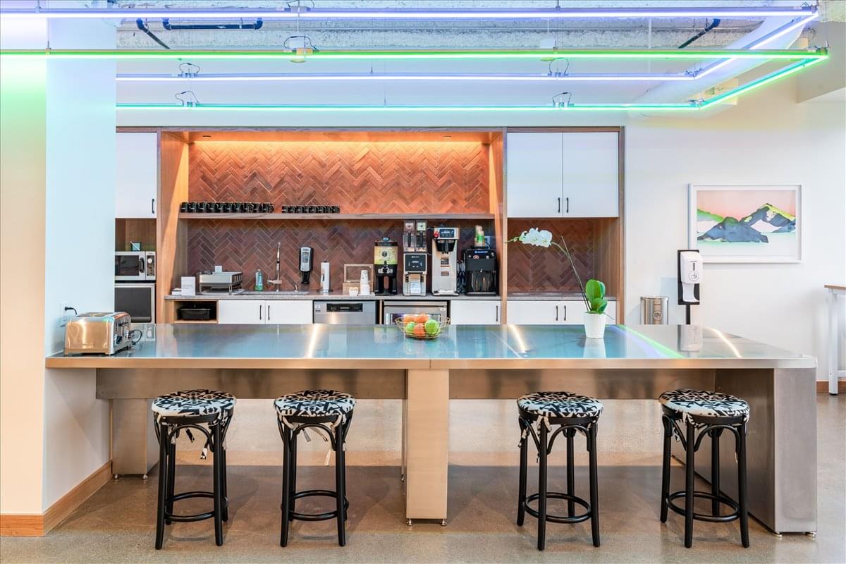 Wells Fargo Center, 400 Capitol Mall, Downtown Sacramento Office Images