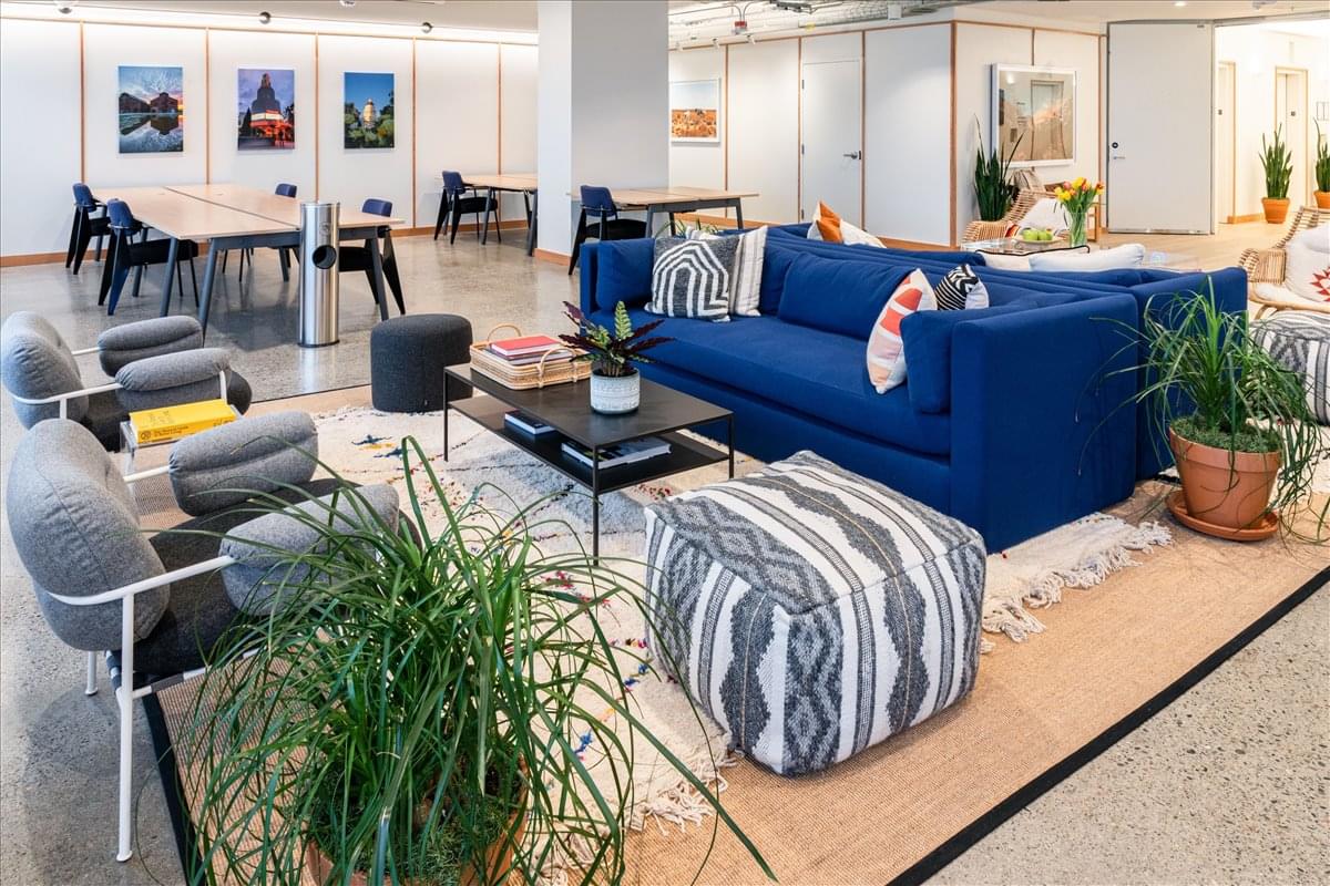 Wells Fargo Center, 400 Capitol Mall, Downtown Sacramento Office Images