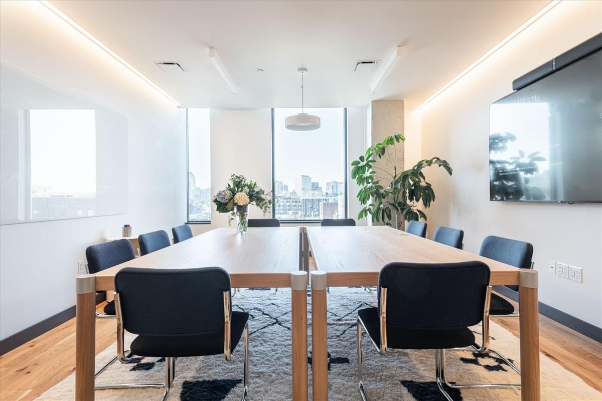 1525 11th Ave, Pike/Pine Office Images