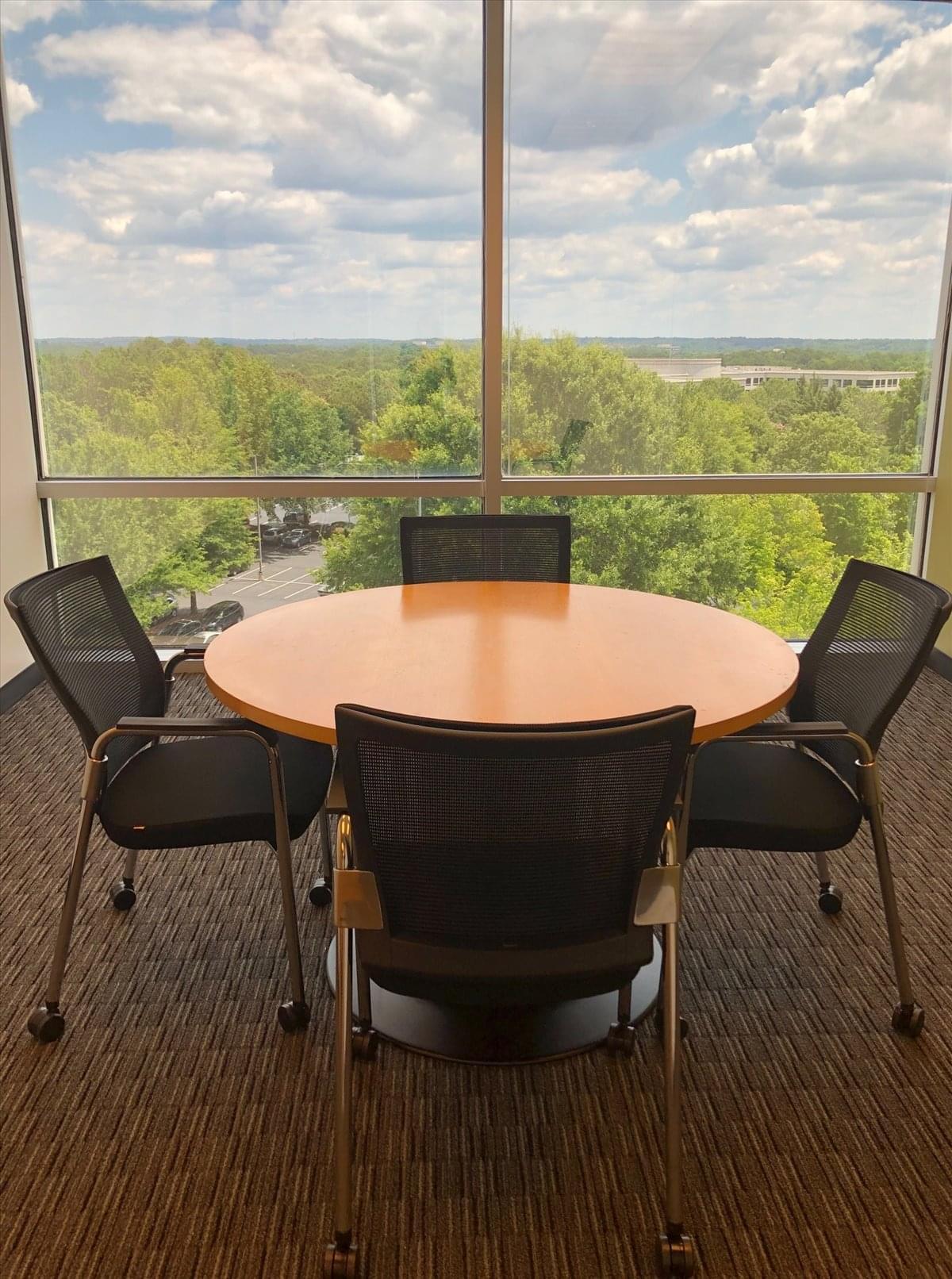 Deerfield Corporate Centre, 13010 Morris Rd Office Images