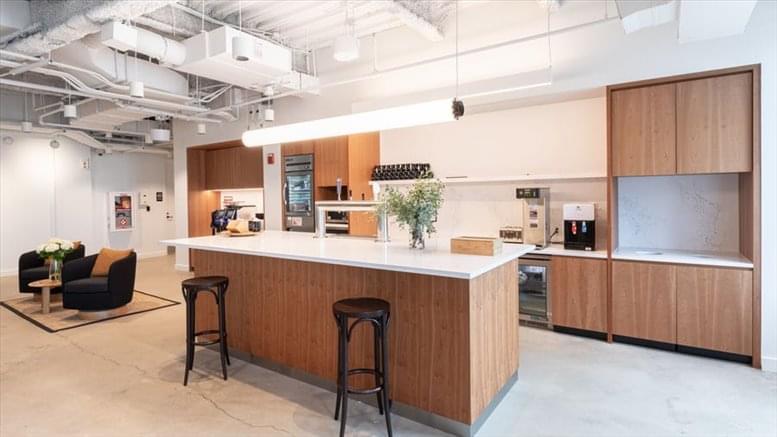901 North Glebe Road Office Images