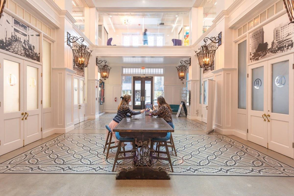 37 N Orange Ave, Central Business District Office Space - Orlando