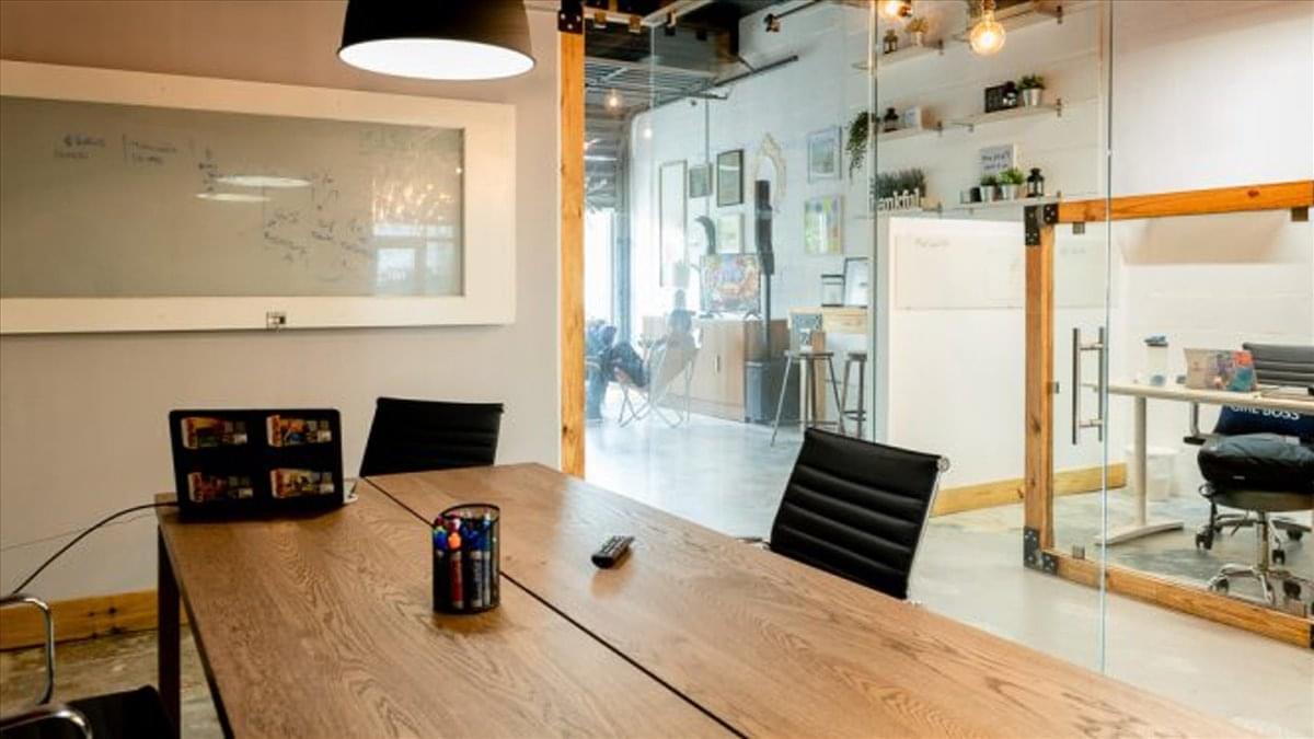 142 NW 37th St Office Space - Miami