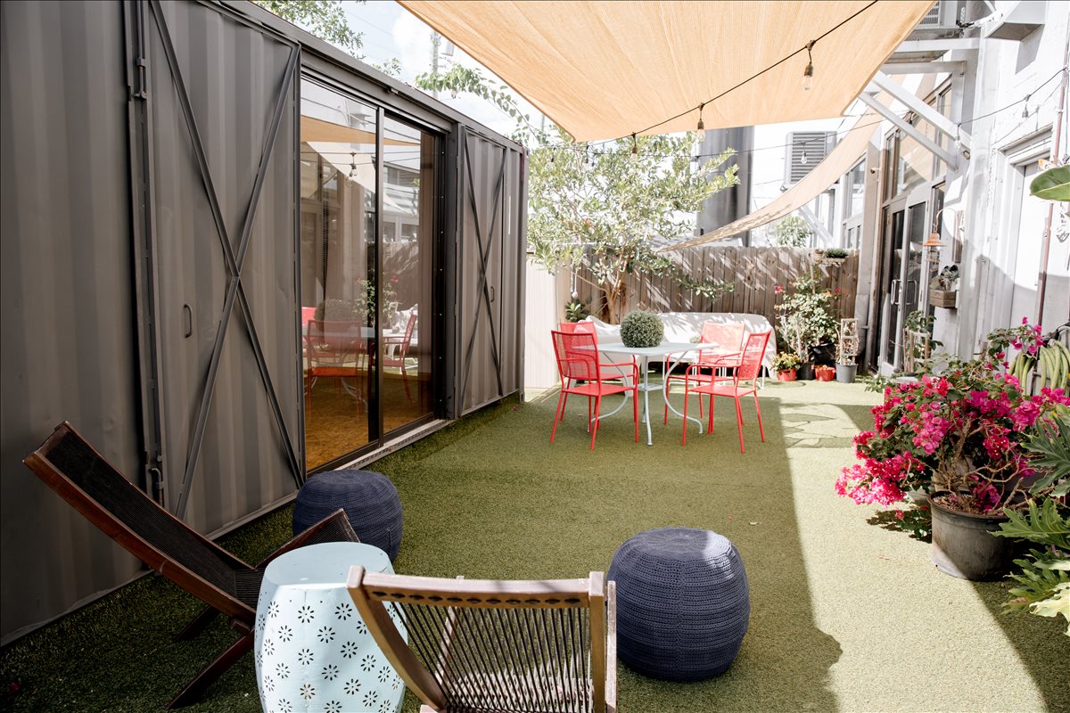 142 NW 37th St Office Space - Miami