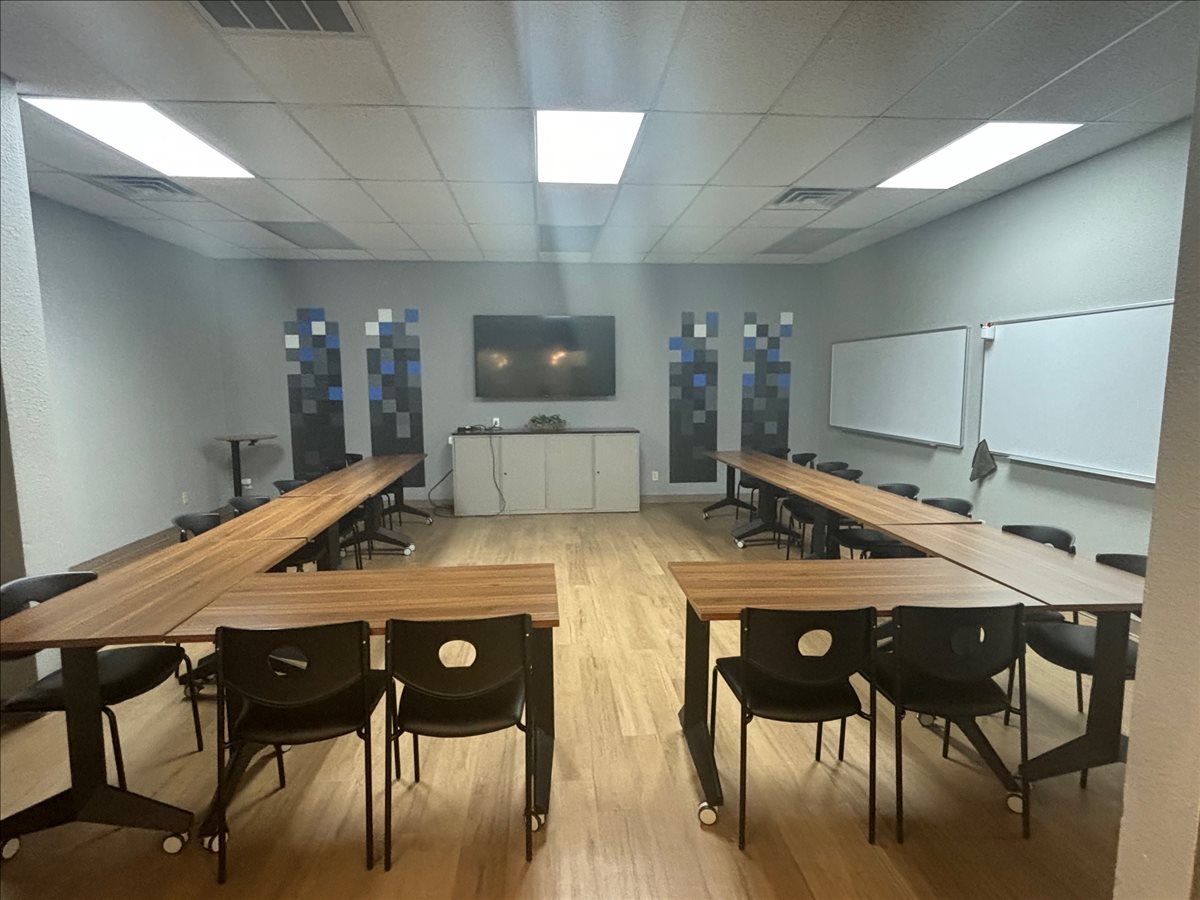 1617 Park Place Ave Office Space - Fort Worth