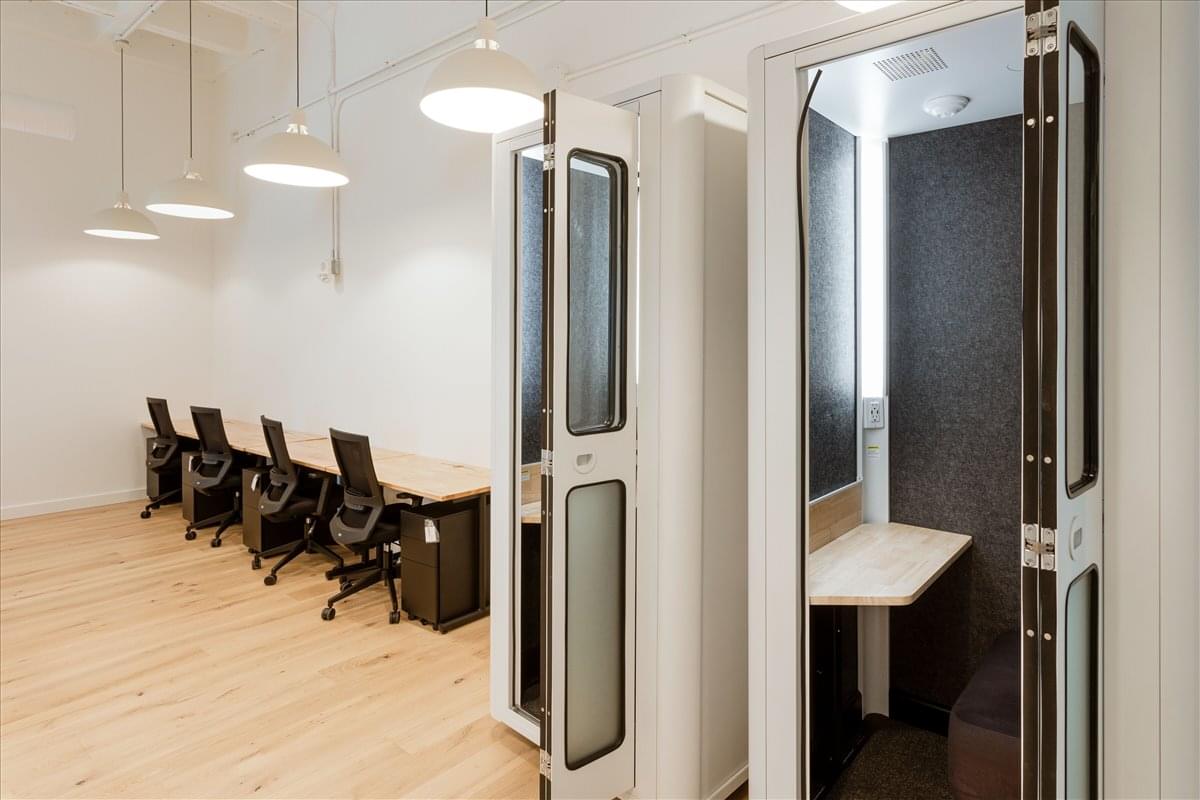 Lightwell, 1100 Main Street Office Space - Kansas City