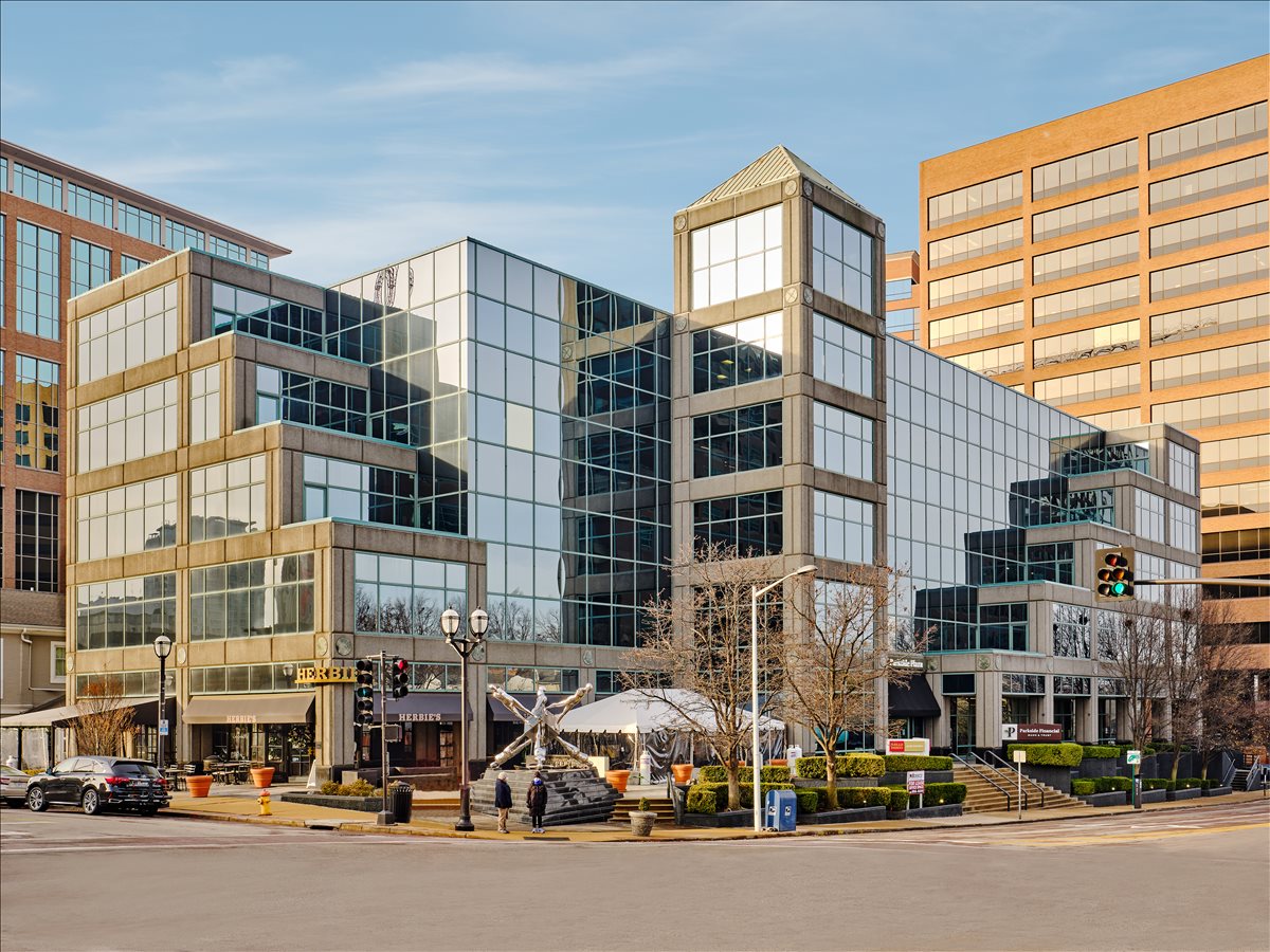 8112 Maryland Ave, Clayton, Missouri Office Space - Clayton