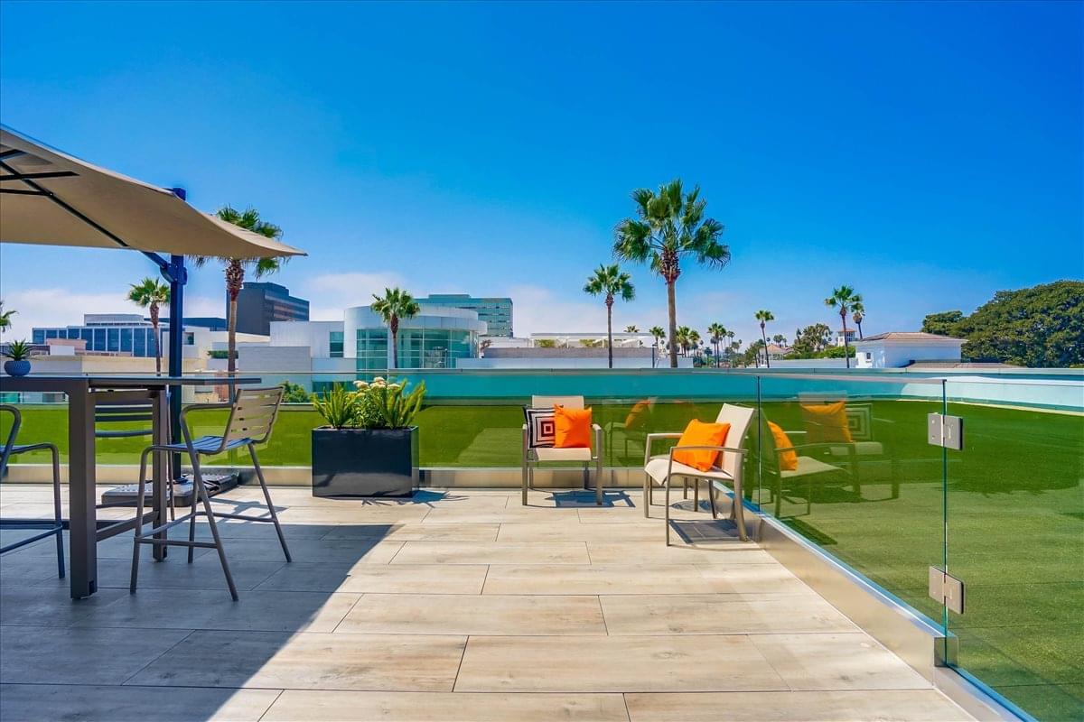 9440 Santa Monica Boulevard Office Space - Beverly Hills