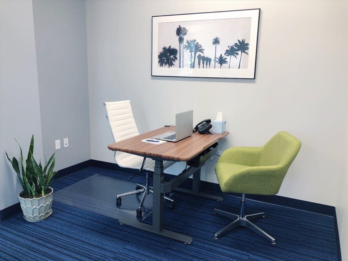 Douglas Corporate Center, 2999 Douglas Boulevard Office Images
