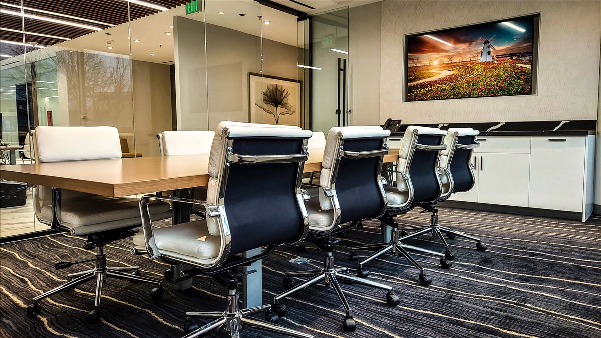 1420 Spring Hill Rd, McLean Office Images