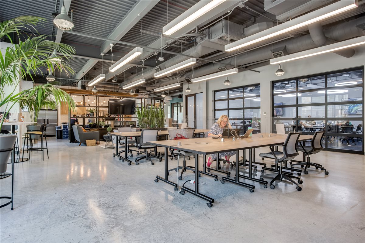 14425 Falcon Head Blvd BUILDING E Office Images