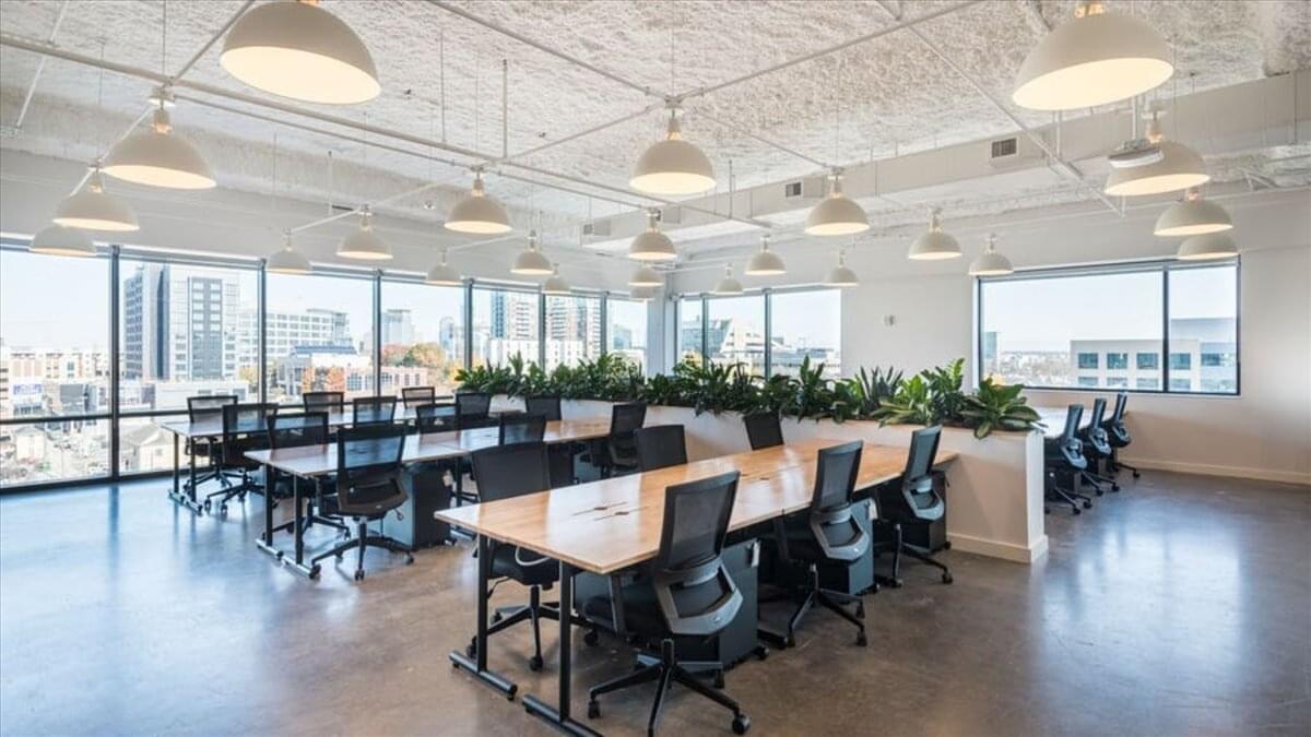 18th & Chet, 818 18th Avenue South Office Images