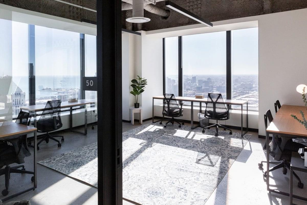 233 S Wacker Dr Office Images
