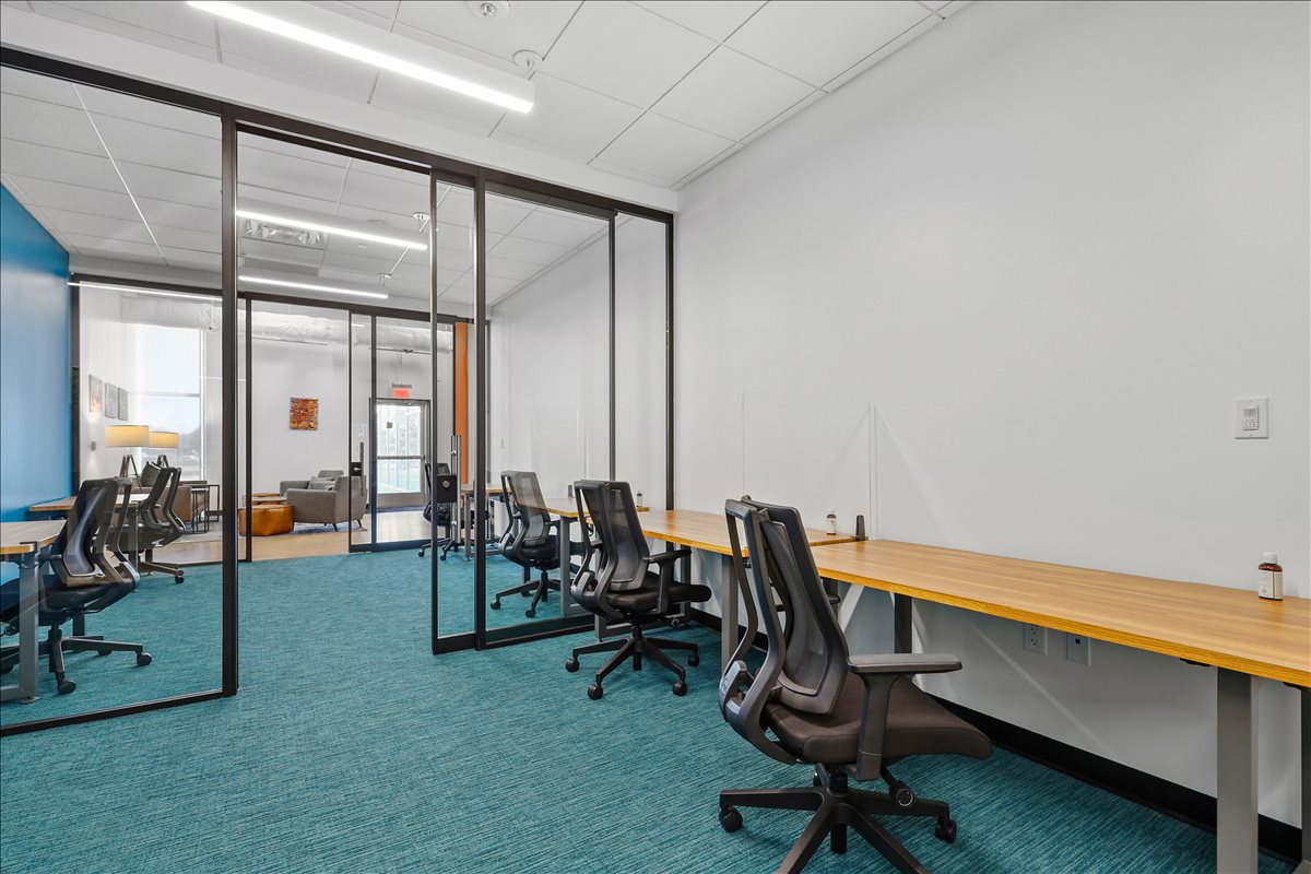7701 Lemmon Avenue, Suite 260 Office Space - Dallas